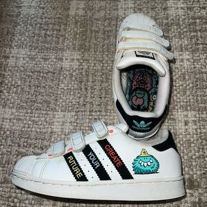 adidas Kevin Lyons x Superstar J
Create Your Future' H05268 Kids shoe